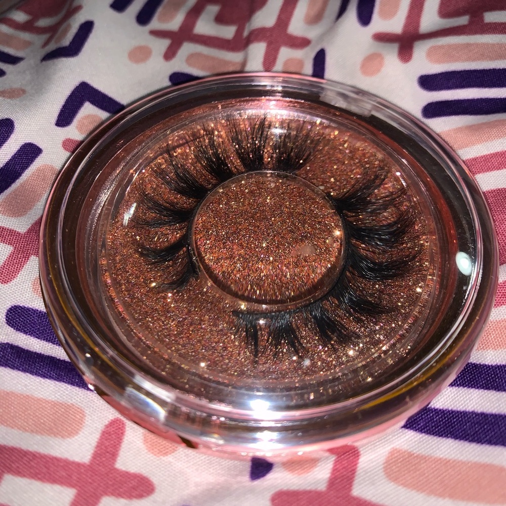 3D Mink Lashes by @_ROSbeauty